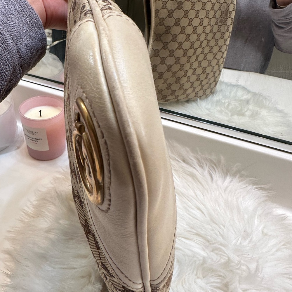 Authentic Gucci hobo bag - Picture 4 of 13